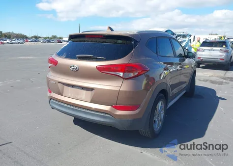 2017 Hyundai Tucson Se Plus z USA, uszkodzony, nr VIN KM8J33A43HU542868